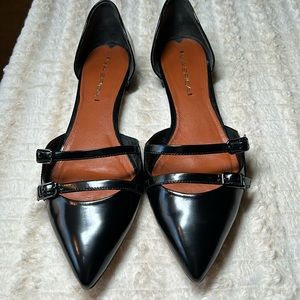 Via Spiga black pointed toe flat LIKE NEW! Sz 9 (sorry, no box☹️)